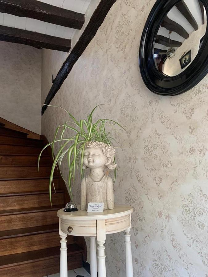 La Cour Des Ursulines Hotel โฌสแล็ง ภายนอก รูปภาพ
