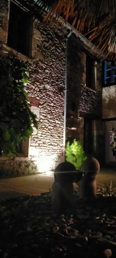 La Cour Des Ursulines Hotel โฌสแล็ง ภายนอก รูปภาพ