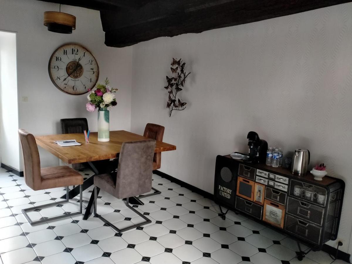 La Cour Des Ursulines Hotel โฌสแล็ง ภายนอก รูปภาพ