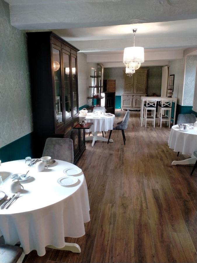 La Cour Des Ursulines Hotel โฌสแล็ง ภายนอก รูปภาพ